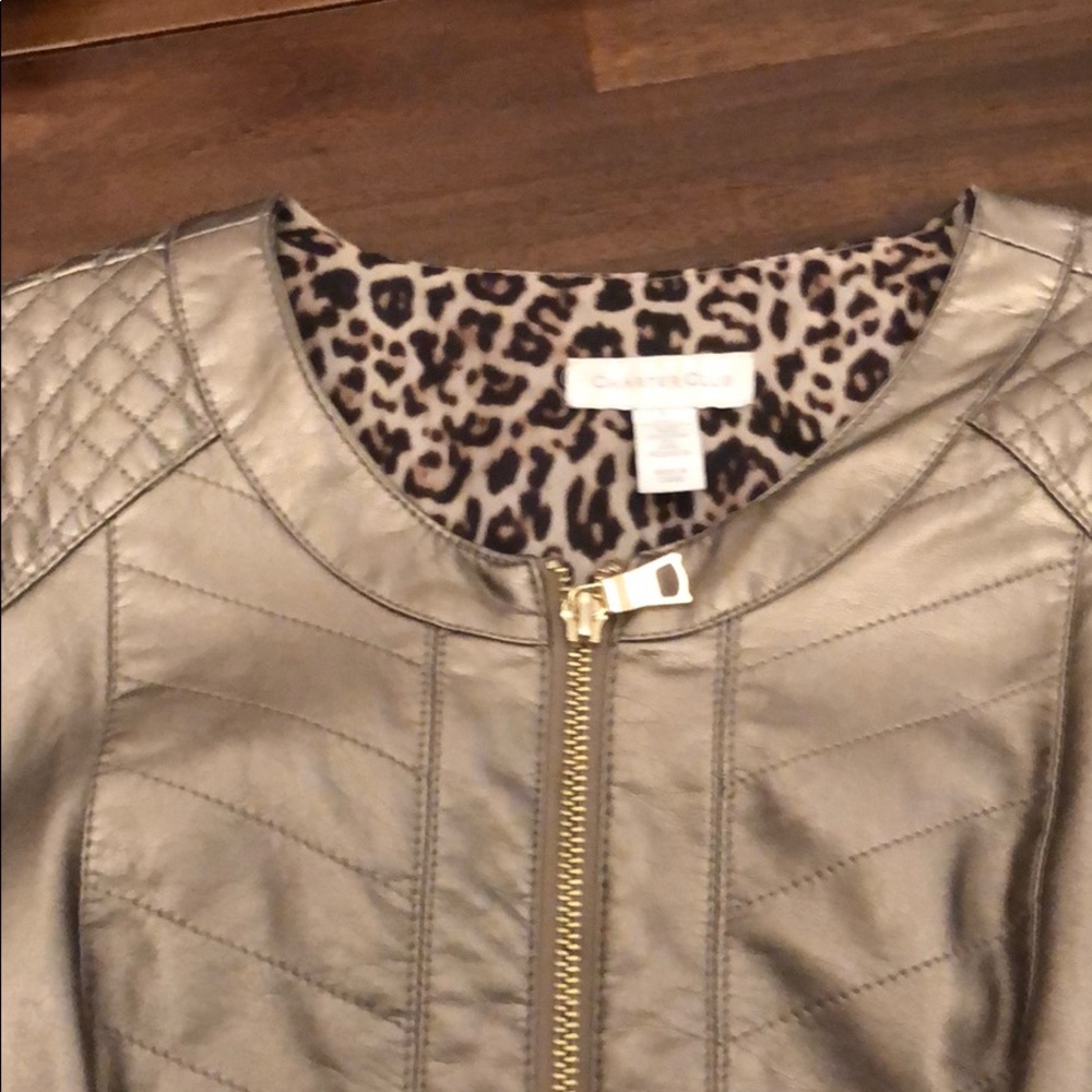 Jacket - Picture 2 of 3
